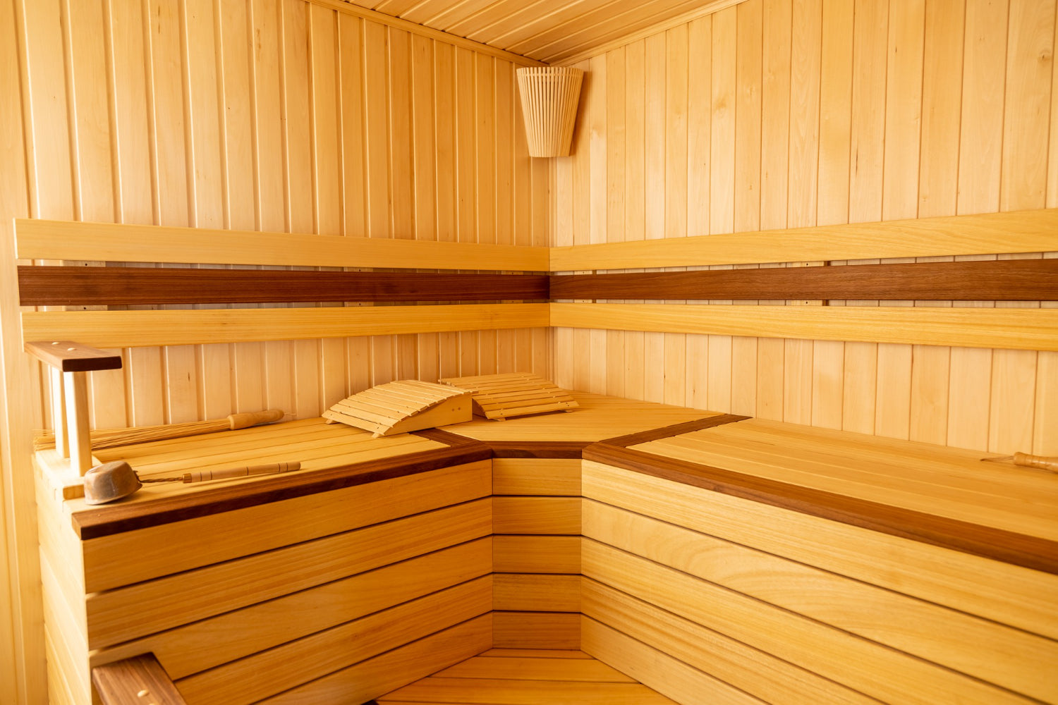 sauna assembled with stainless steel screws